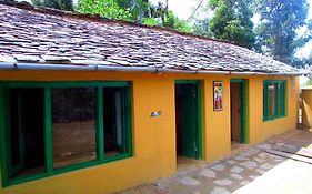 Pahadi House Kanatal